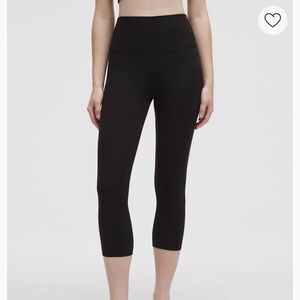 lululemon athletica Black Align HR Crop 21"